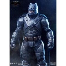 Armored Batman - BvS: Dawn of Justice - 1/10 Art Scale
