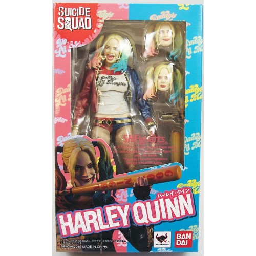 Action Figure S.H. Figuarts Harley Quinn em Esquadrão Suicida